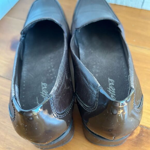 Trotter’s Arianna Closed Toe Slip On Block Heel leather Loafers Shoes Size 9M - Picture 4 of 8